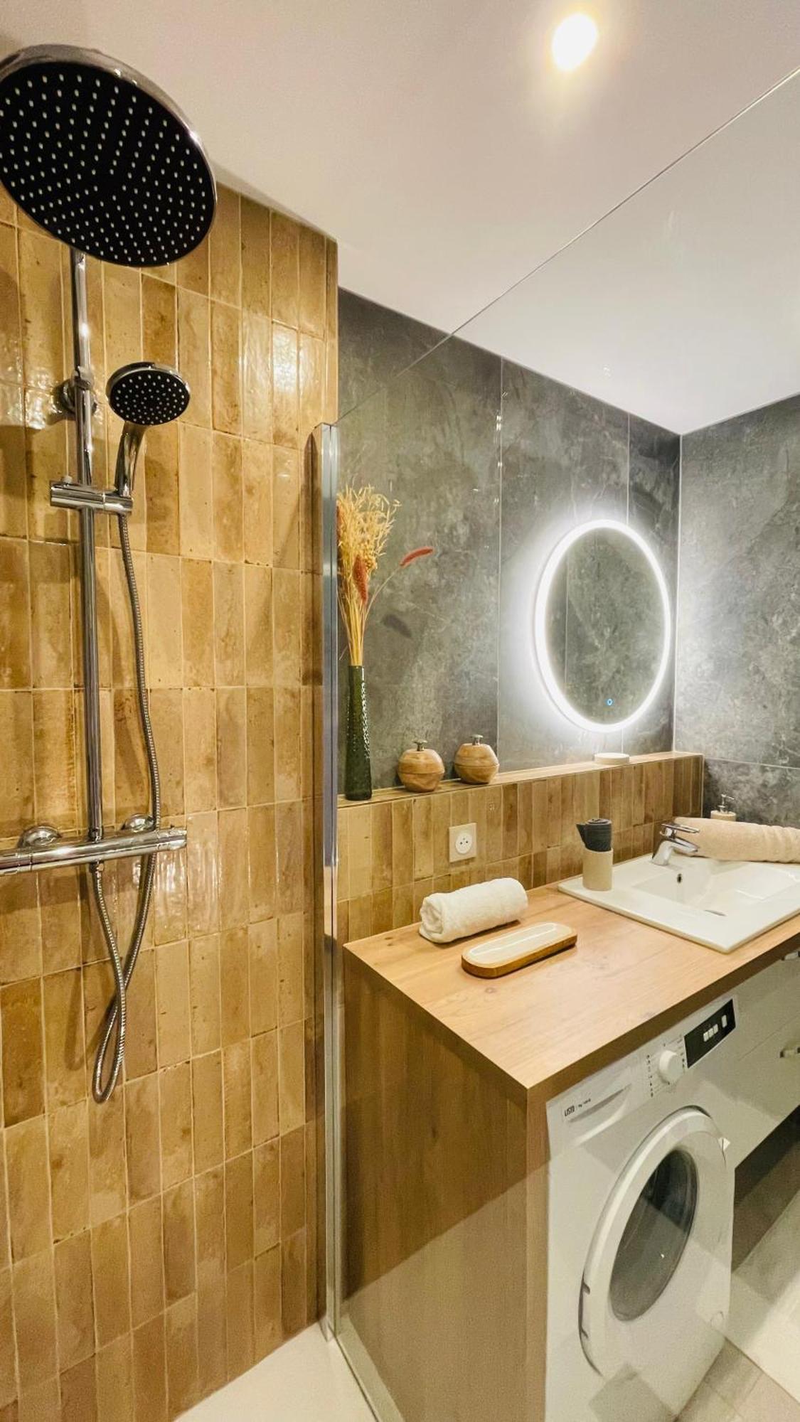 Le Week Riviera: Spacious 3-Star in Cannes with Terrace and Garage Exterior photo